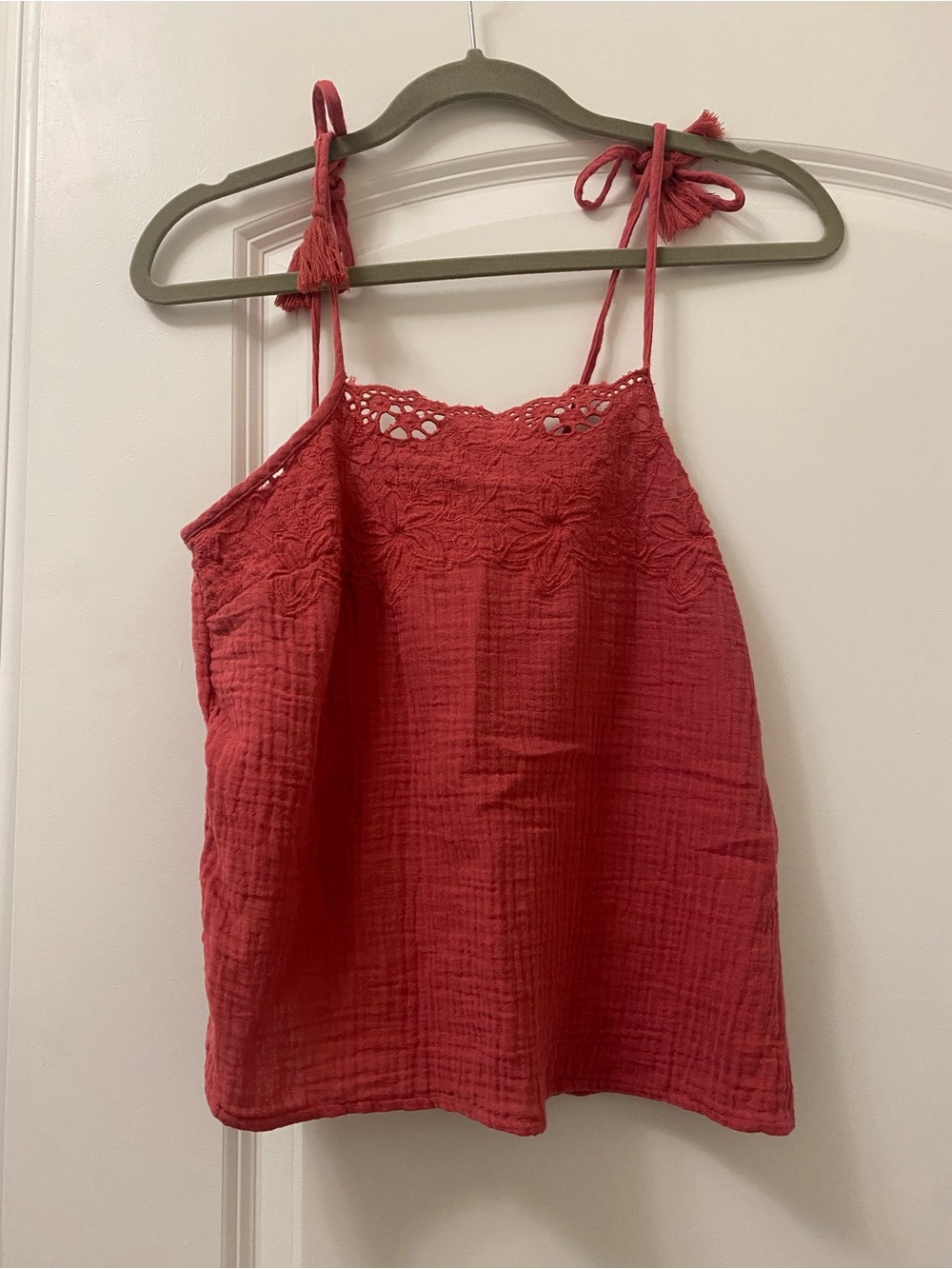 Universal Thread Red Crochet-Trim Tie-Strap Camisole